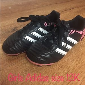 Soccer cleats size 12K